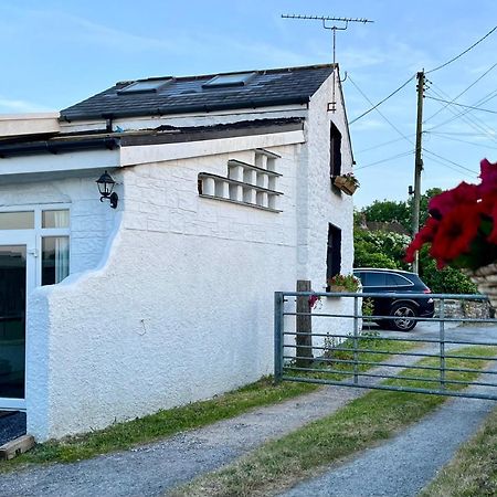 Old Nursery Coity Exterior photo
