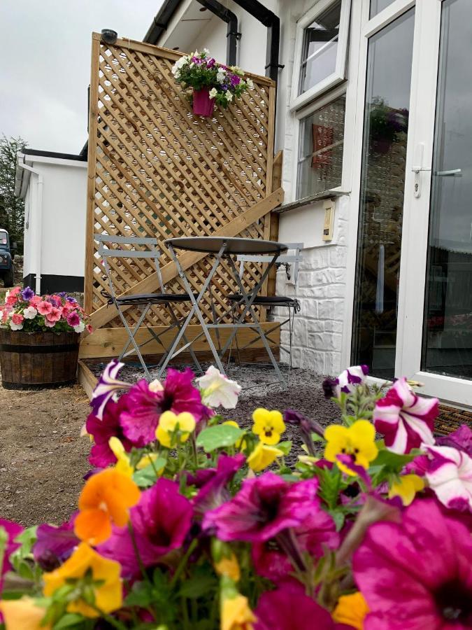 Old Nursery Coity Exterior photo